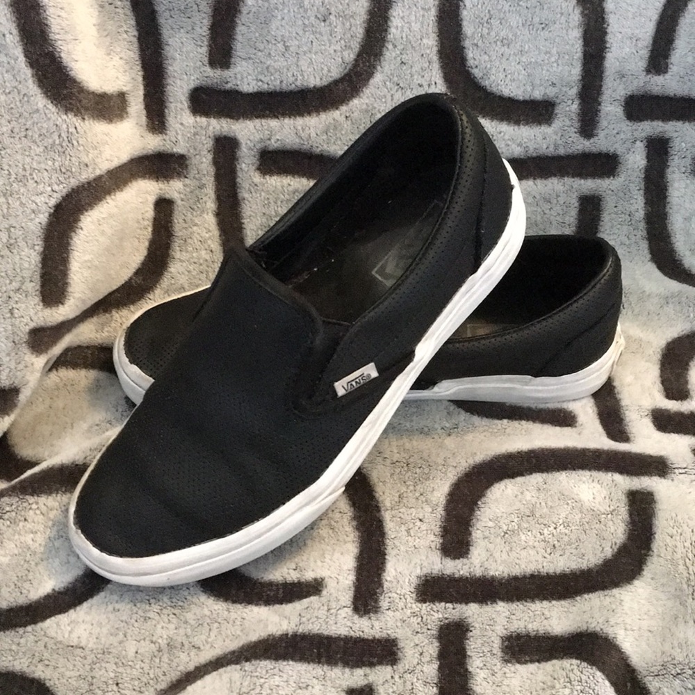 Vans perf leather black slip on